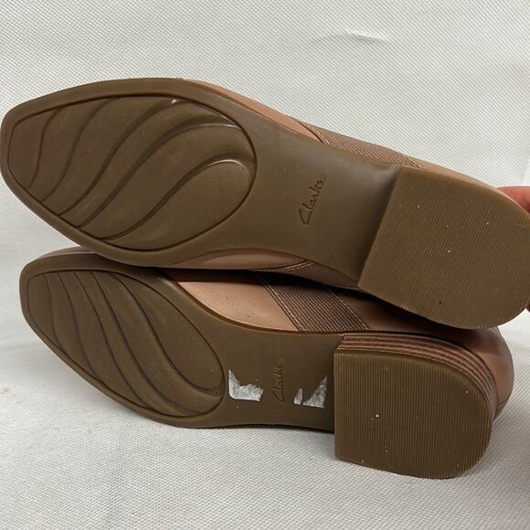 Sz 11 New Clarks Collection Juliet Dahlia Slip-On Loafer  Taupe Solid pink blush - Picture 7 of 7